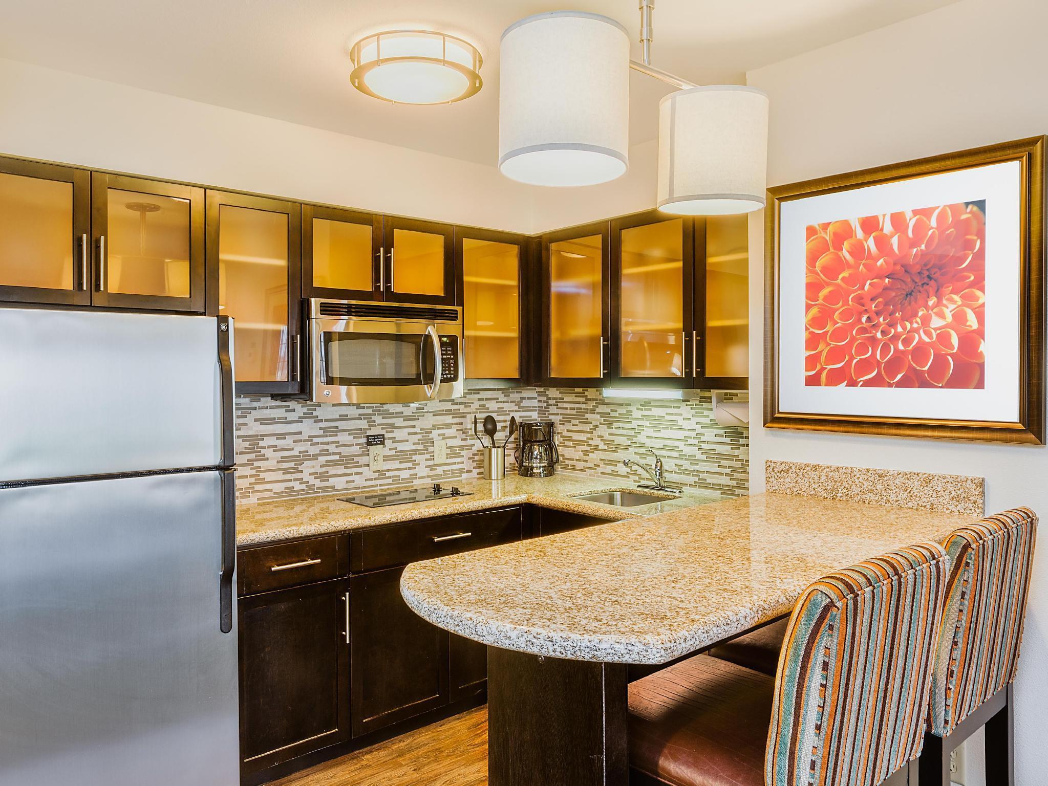 Staybridge Suites Bismarck By Ihg Экстерьер фото