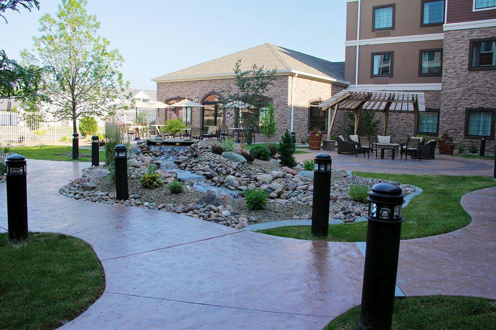 Staybridge Suites Bismarck By Ihg Экстерьер фото